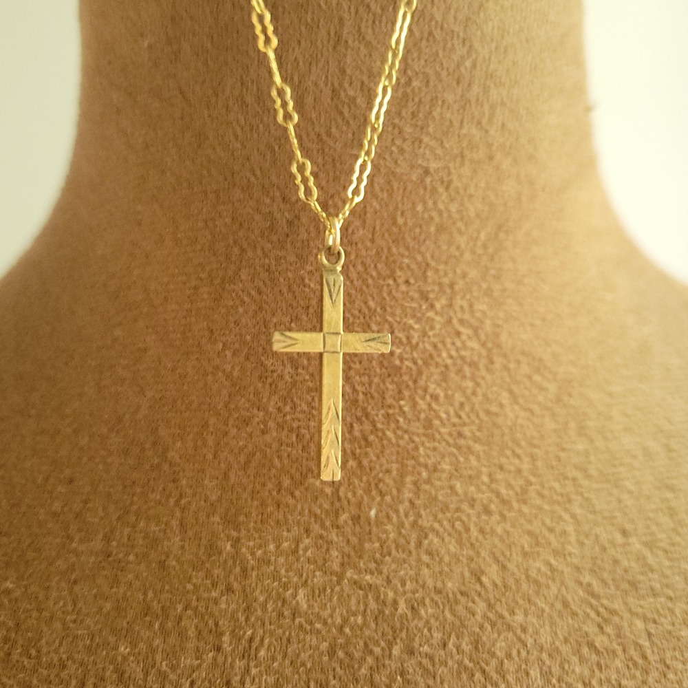 Vintage 1/29 14K Gold Filled Etched Cross Pendant Necklace 16 Inch Kids Size